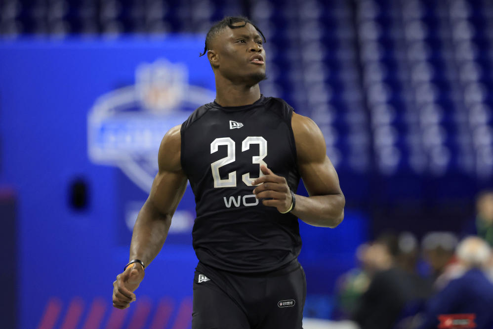 10 best available prospects on Day 2 of the 2022 NFL Draft