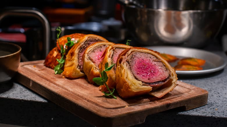 sliced beef wellington