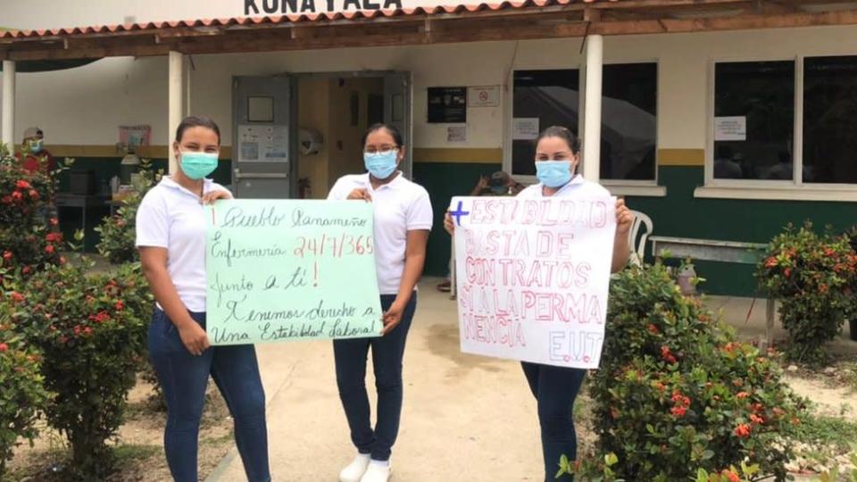 Enfermeras con carteles en Panam&#xe1;.