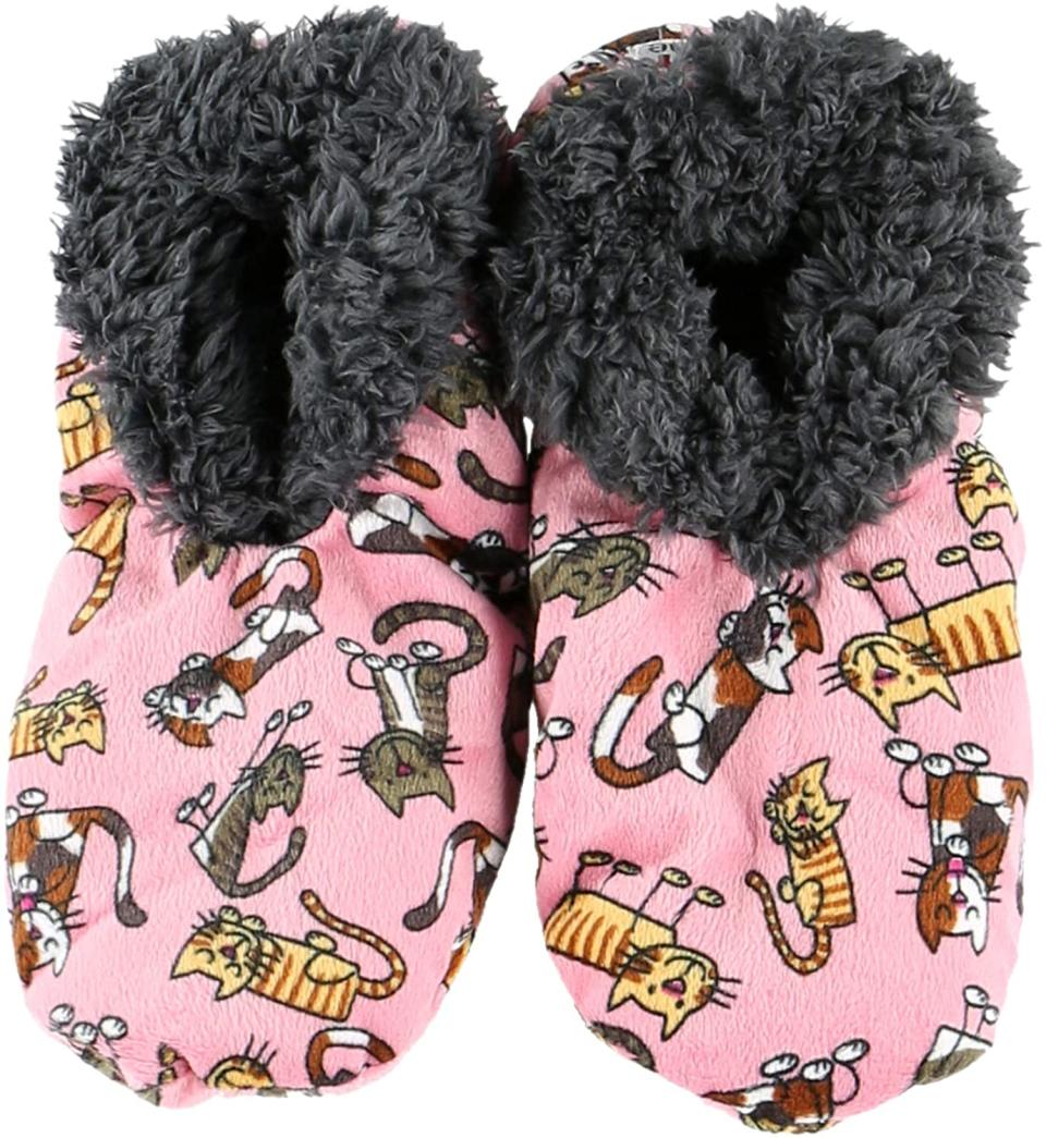 lazy one fuzzy cat slippers, gifts for cat lovers