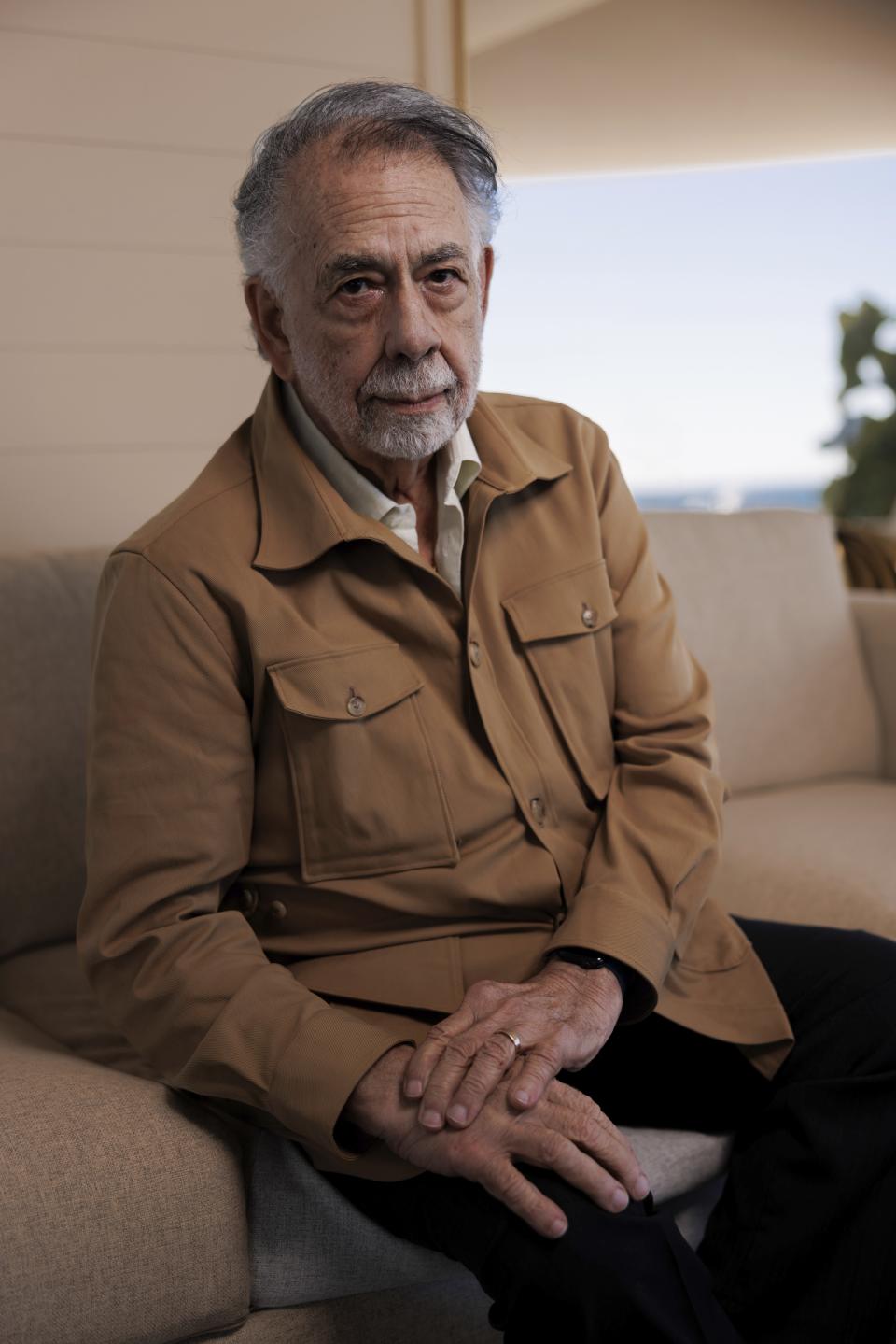 El director Francis Ford Coppola posa para retratos durante la promoción de "Megalopolis", en la 77a edición del Festival de Cine de Cannes en Francia el viernes 17 de mayo de 2024. (Foto Vianney Le Caer/Invision/AP)