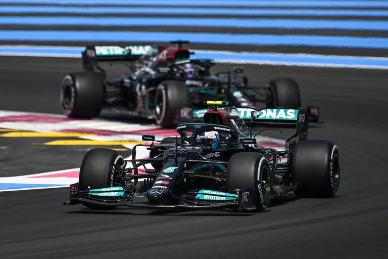 Valtteri Bottas recuperó su rendimiento con Mercedes, pero sufrió los obstáculos de la pista de Paul Ricard