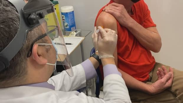 The Windsor-Essex County Health Unit has dropped the age to 60 at its targeted and mass vaccination clinics across the region. (Dan Taekema/CBC - image credit)