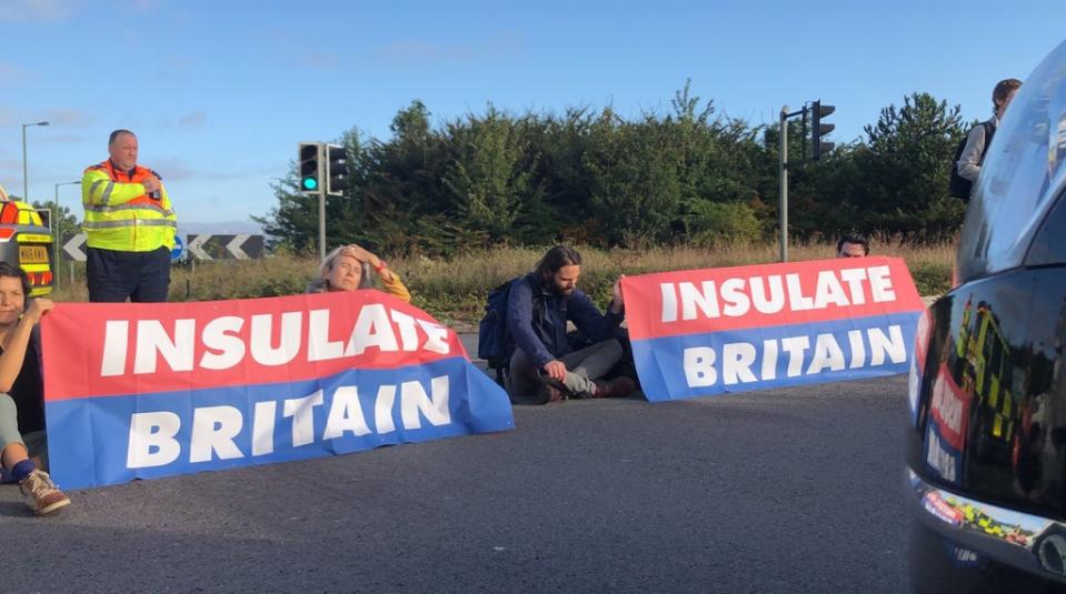 Protesters from Insulate Britain blocking the M25  (PA Media)