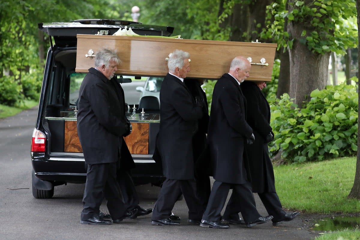 Pall-bearers carry the coffin of Jeremy Kyle guest Steve Dymond during his funeral at Kingston Cemetery in Portsmouth (PA Archive)