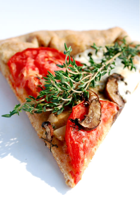 Tomato, Mushroom, and Thyme Pizza