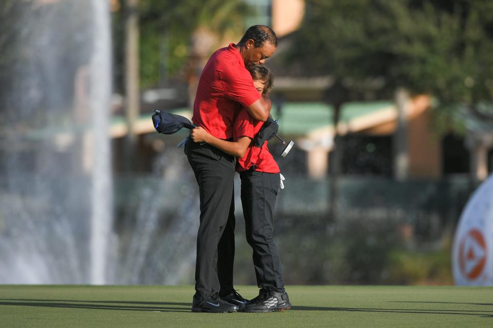 Tiger Woods and Charlie Woods at the 2021 PNC Championship.