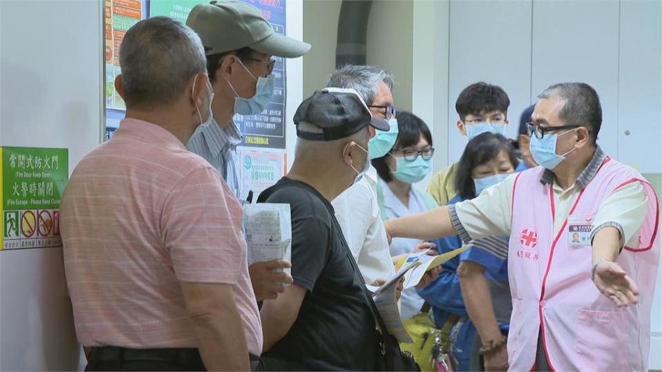 新北接種規則不清？侯友宜：85歲以上在籍者優先