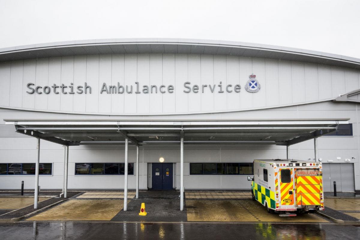 Pair rushed to hospital after incident on Glasgow's M8 <i>(Image: Newsquest)</i>