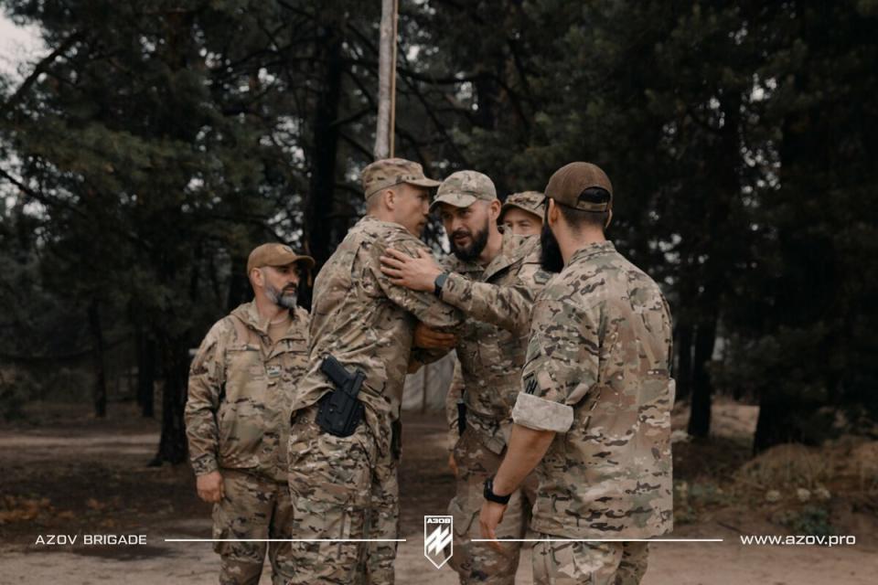 普羅科佩科重返烏軍領導亞速旅，將在巴赫穆特與俄軍正面對決，一雪前恥。   圖：翻攝自推特@igorsushko