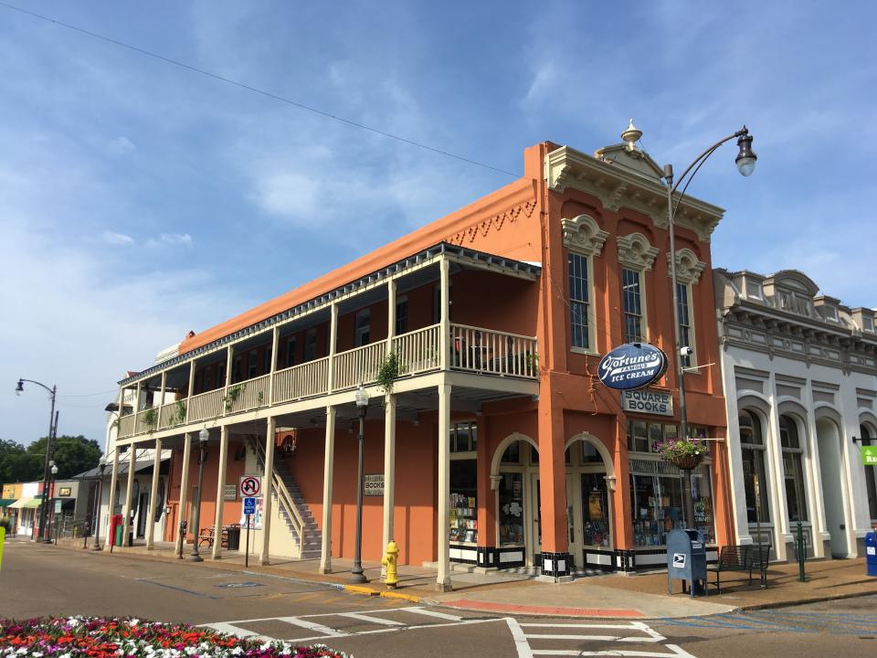 Mississippi: Square Books, Oxford