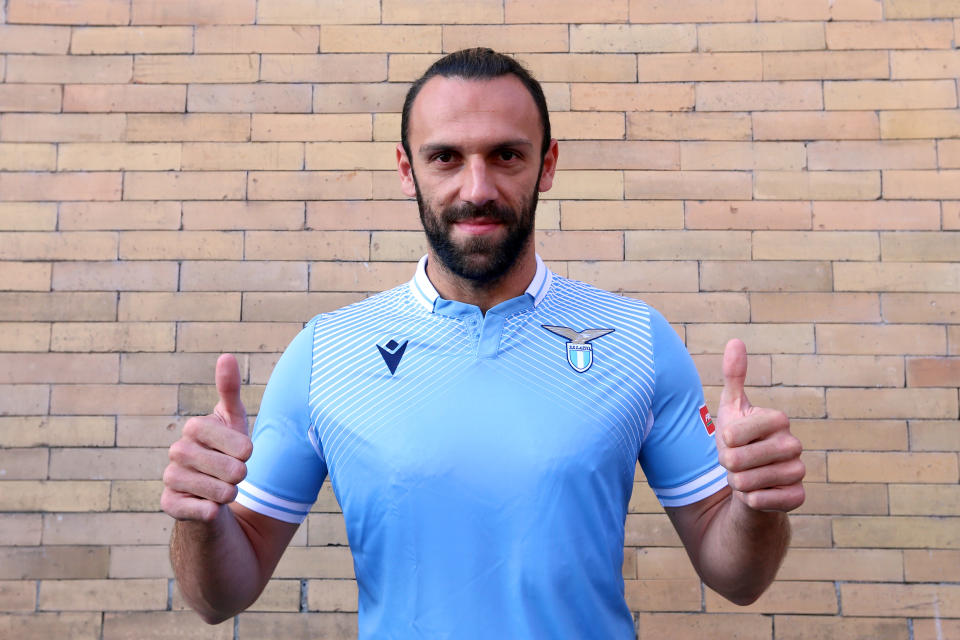 ROME, ITALY - SEPTEMBER 15:  SS Lazio new signing Vedat Muriqi poses with new jersey after the medical test at Paideia hospital on September 15, 2020 in Rome, Italy.  (Photo by Paolo Bruno/Getty Images)