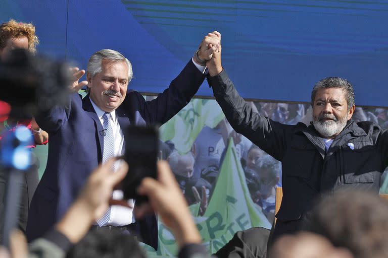 El presidente participa de un acto de la UOCRA con Gerardo Martínez en Esteban Echeverría