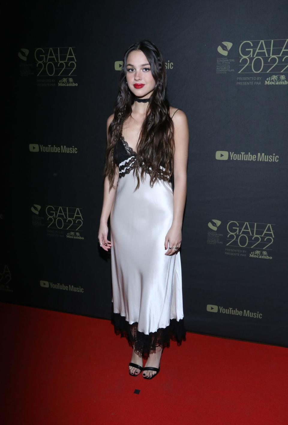 toronto, ontario september 24 olivia rodrigo attends the 2022 canadian songwriters hall of fame gala at massey hall on september 24, 2022 in toronto, ontario photo by jeremy changetty images