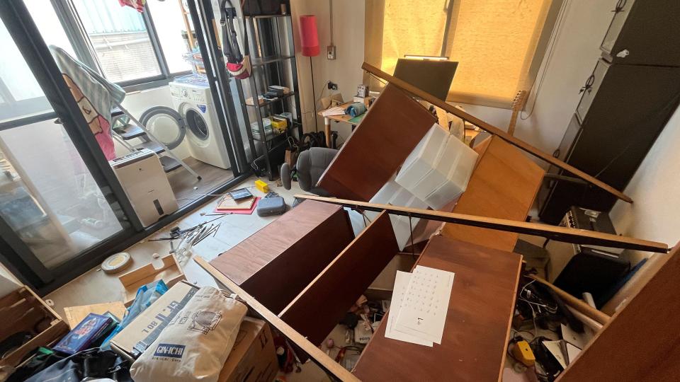 Imagen del interior de una vivienda luego del terremoto en taiwán