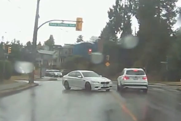 BMW M5 crash