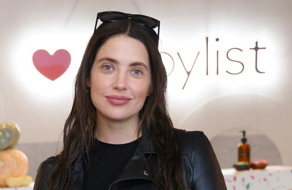 <h1 class="title">Ashley Benson Visits Babylist Beverly Hills Showroom & Shop</h1><cite class="credit">Rodin Eckenroth/Getty Images</cite>