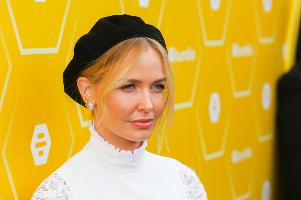 MELBOURNE, AUSTRALIA - NOVEMBER 6: Lara Worthington at Lexus Melbourne Cup Day at the 2018 Melbourne Cup Carnival (Photo credit should read Chris Putnam / Barcroft Media via Getty Images)