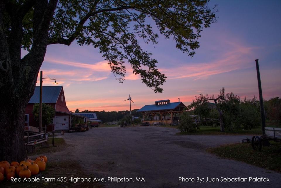 26) Red Apple Farm, Massachusetts