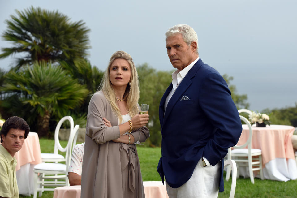 Annaleigh Ashford as Elizabeth Cote and Michael Nouri as Norman Blachford in <em>The Assassination of Gianni Versace</em>. (Photo: Ray Mickshaw/FX)