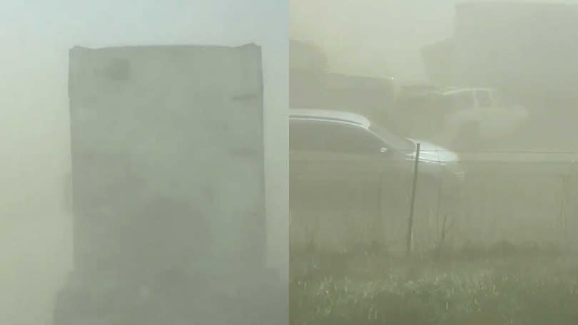 沙塵暴嚴重遮蔽視線，司機根本看不清前車的距離。（圖／翻攝自推特）