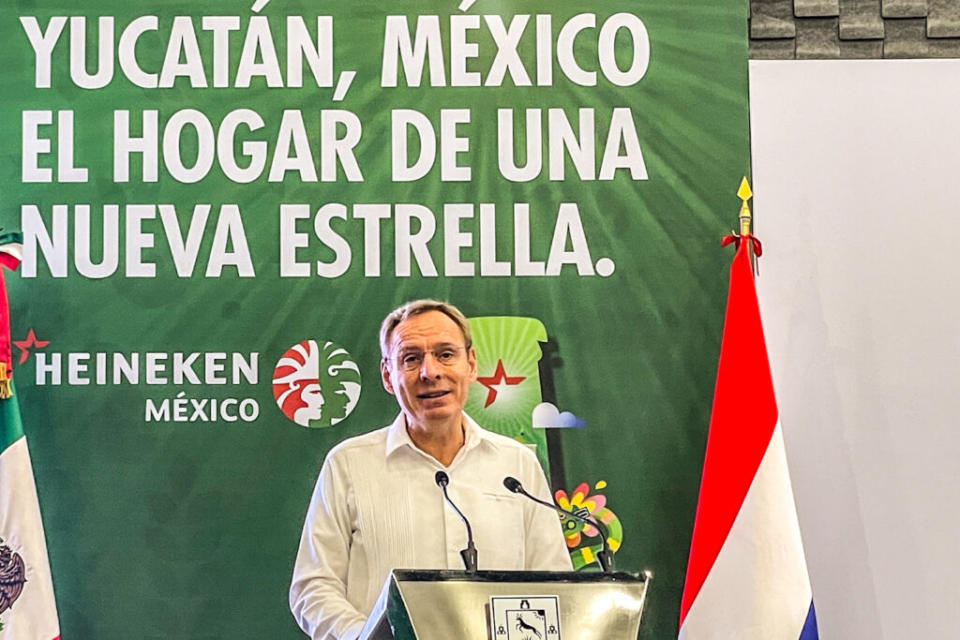 Guillaume Duverdier, director general de Heineken México, durante el anuncio de inversión para la planta que construirá la empresa en Yucatán. Foto: Business Insider México.