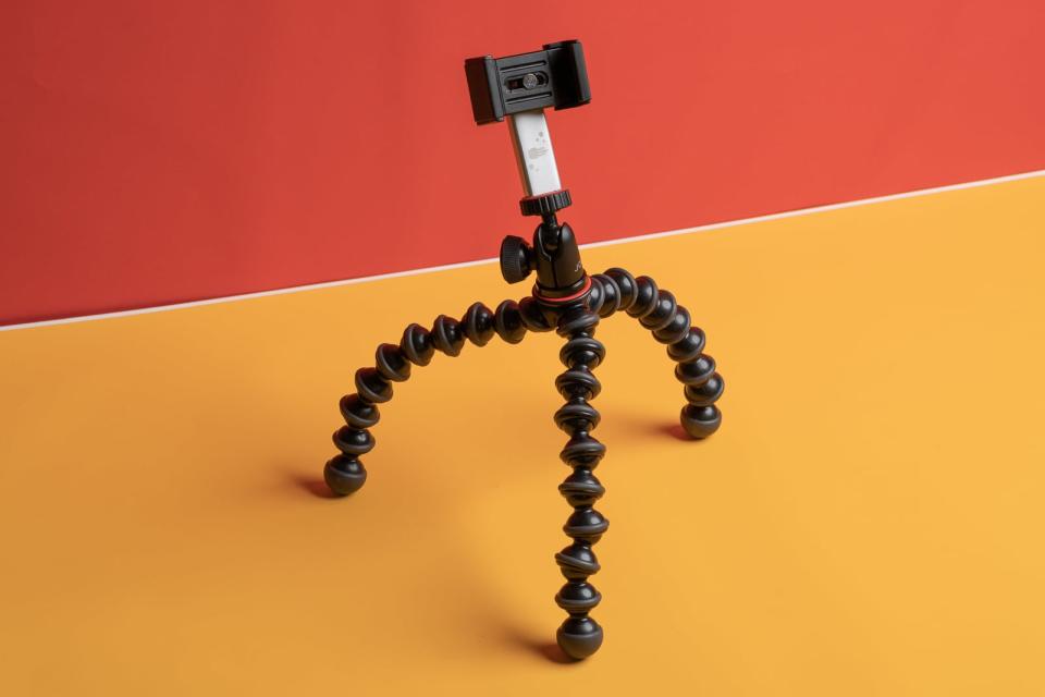 Tripods for smartphones