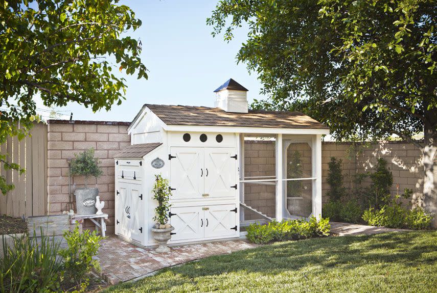 Cape Cod-Inspired Chicken Coop