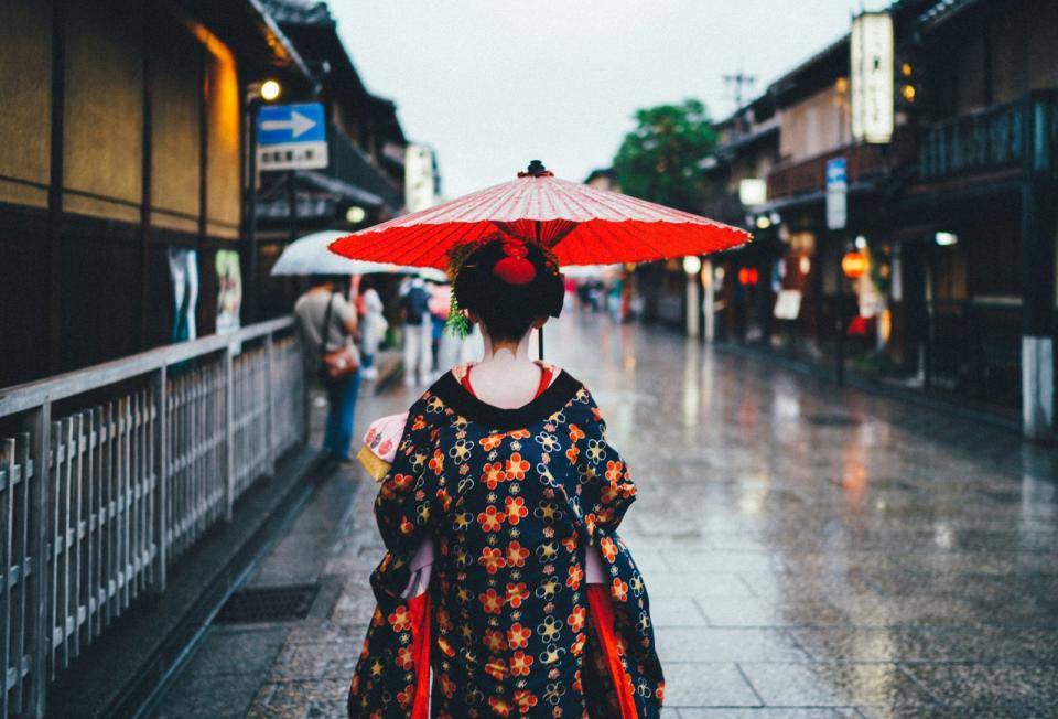 京都祇園頻傳遊客騷擾藝妓行為，將從4月開始禁止遊客進入私人小巷。（示意圖，unsplash）