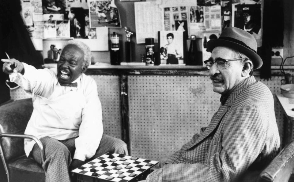 Baker designed all of the characters that Eddie Murphy played in <em>Coming to America,</em> including an elderly Jewish man. (Photo: Paramount/Courtesy Everett Collection)