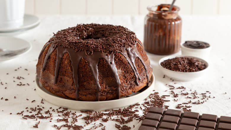 chocolate cake and bar chocolate