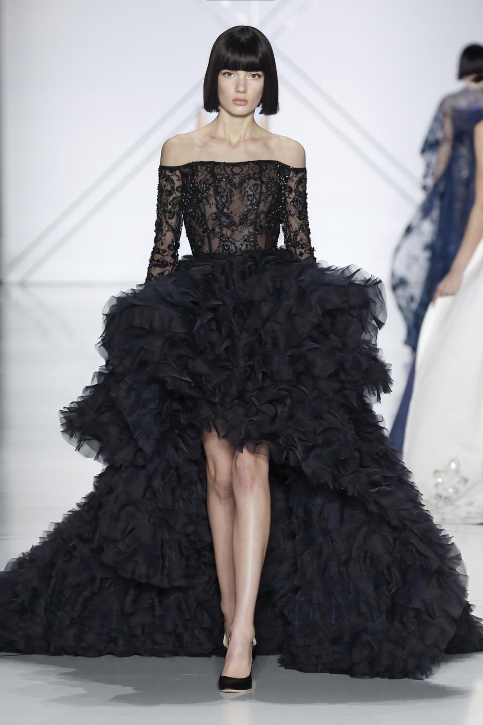 <p>This gown would make a fab opulent Oscar gown through it’s contrasting textures. [Photo: Ralph & Russo] </p>