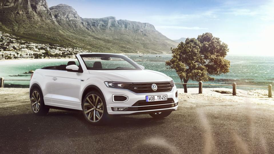 View Photos of the 2020 Volkswagen T-Roc Cabriolet