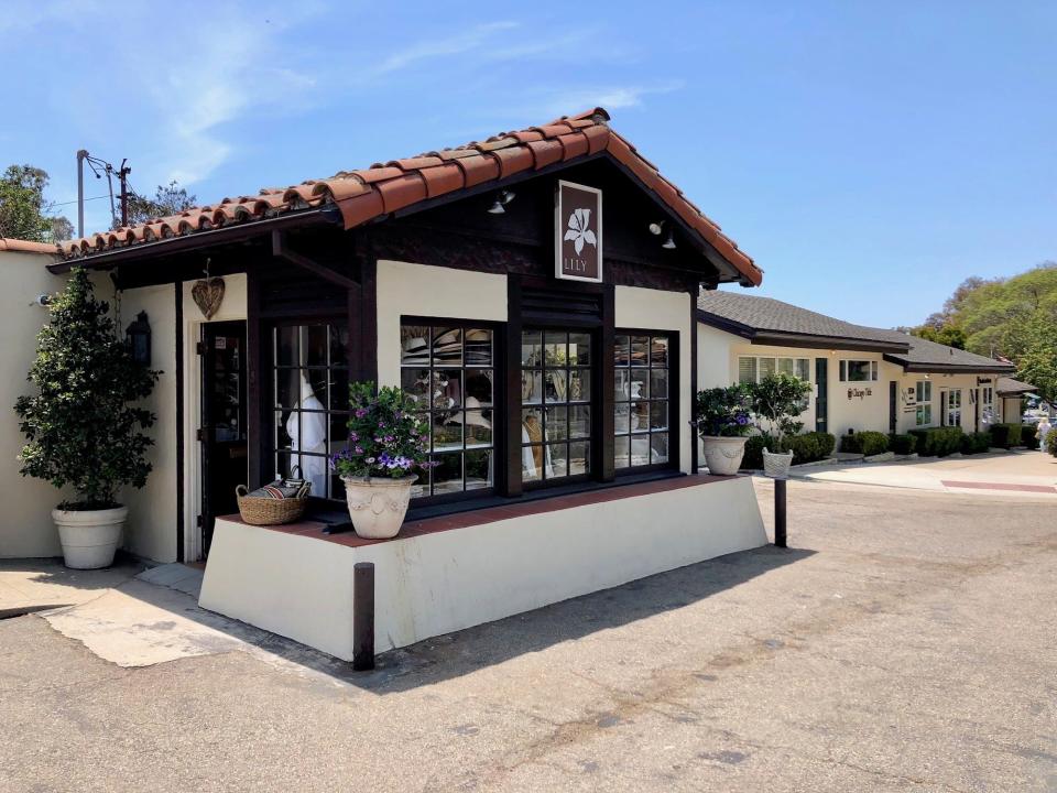 A boutique in Montecitoo