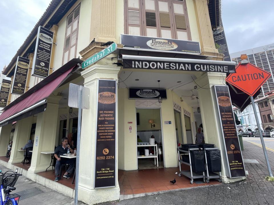 Warong Nasi Pariaman 10 - storefront
