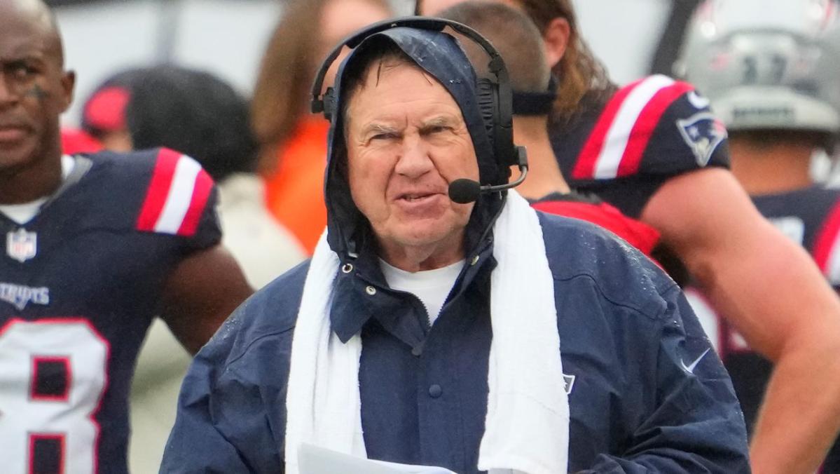 If Bill Belichick decided to leave the Patriots after the season, what alternatives would be available to him?