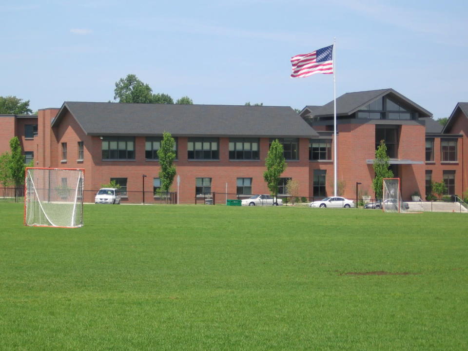 4. Darien School District, Connecticut