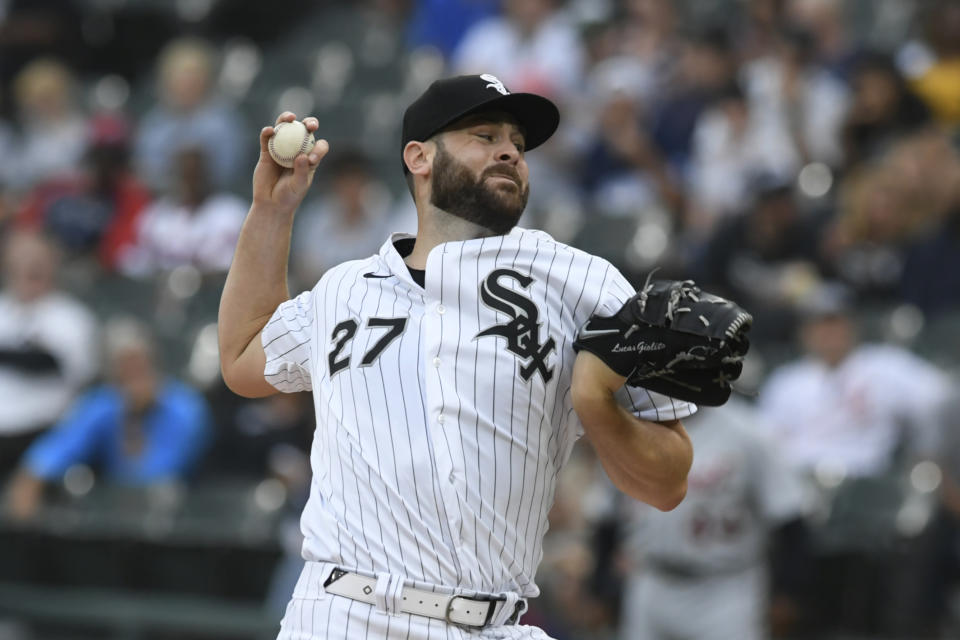 Chicago White Sox starter Lucas Giolito delivers a pitch during the first inning of the team's baseball game against the Detroit Tigers on Friday, July 8, 2022, in Chicago. (AP Photo/Paul Beaty)