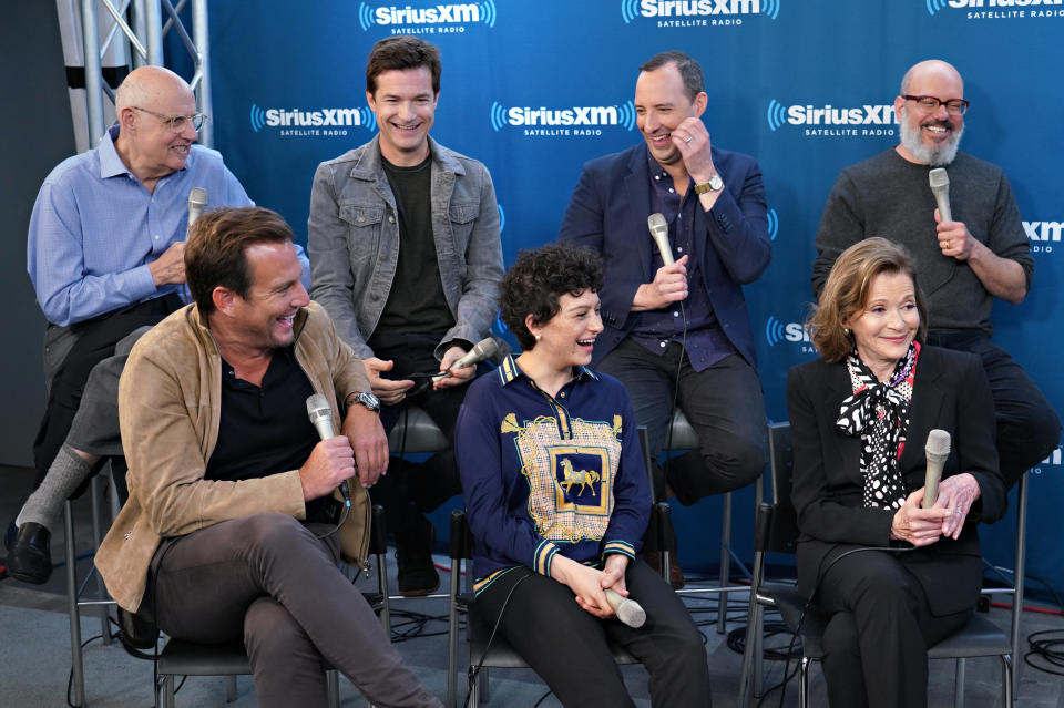 "Arrested Development" cast members: (back row, left to right) Jeffrey Tambor, Jason Bateman, Tony Hale, David Cross; (front row, left to right) Will Arnett, Alia Shawkat and Jessica Walter. (Photo: Cindy Ord via Getty Images)