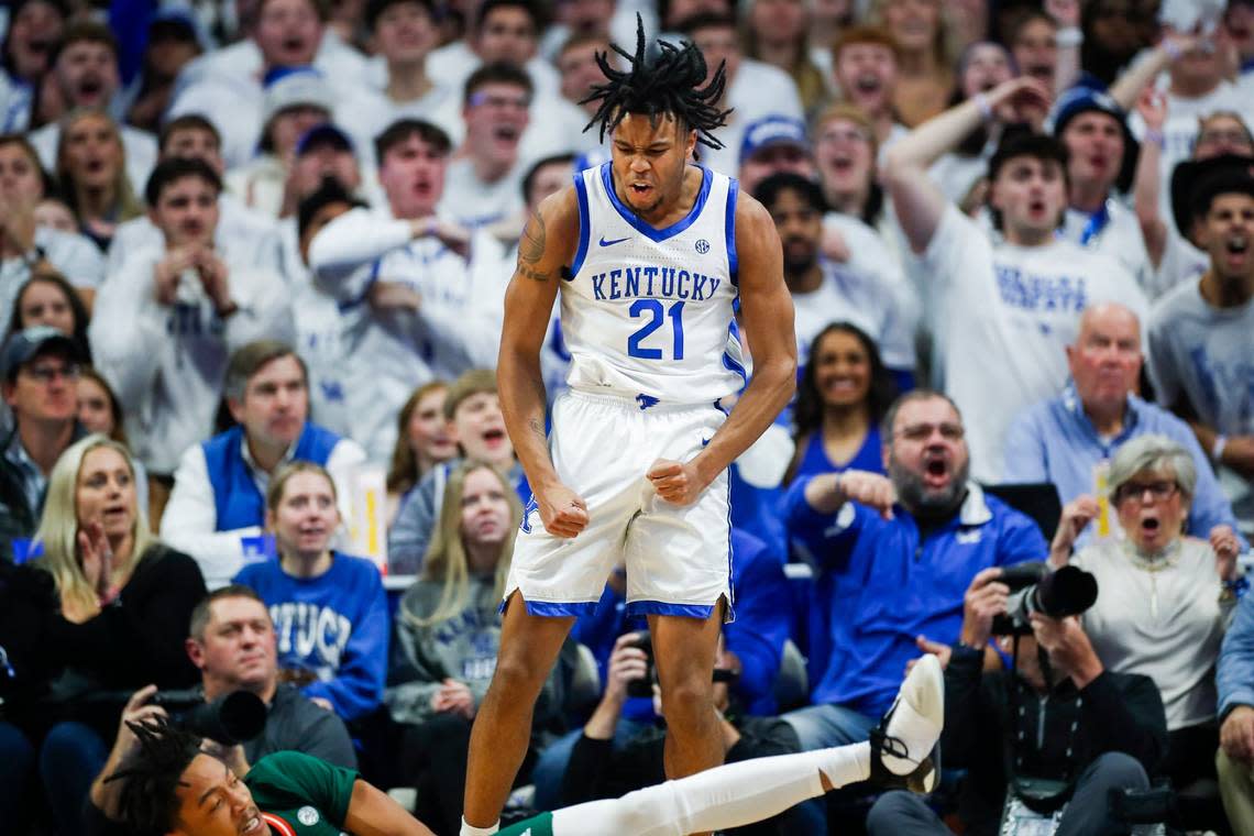 D.J. Wagner was the reigning SEC freshman of the week when he injured his ankle in the first half of the Kentucky-Miami game on Nov. 28. Silas Walker/swalker@herald-leader.com