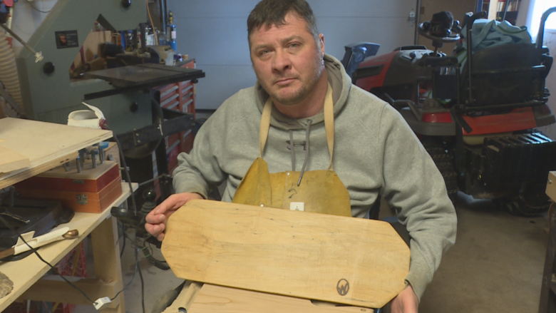 With a little help from friends: Woodworker in wheelchair gets the van he needs