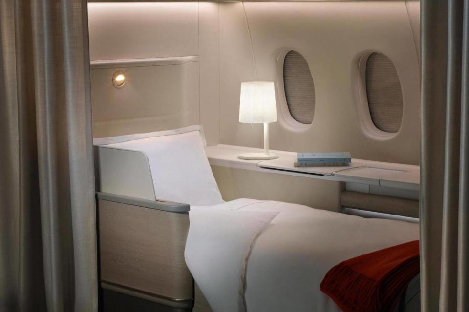 Air France La Premiere offers exquisite bedding (Air France)