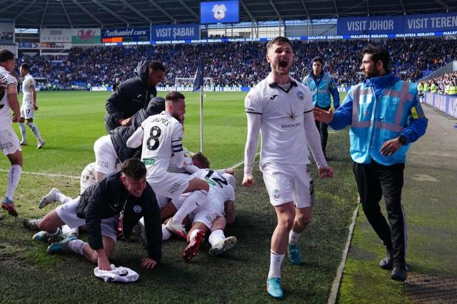 Swansea City v Cardiff City LIVE: Team news and score update