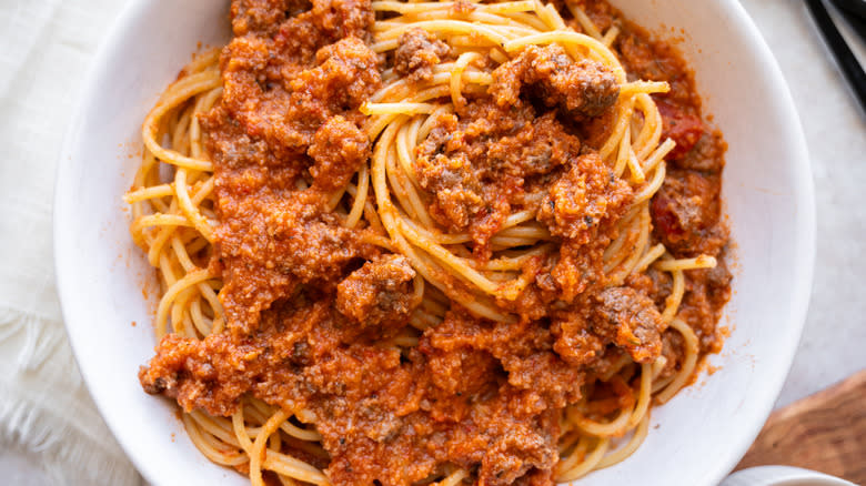 spaghetti with meat sauce