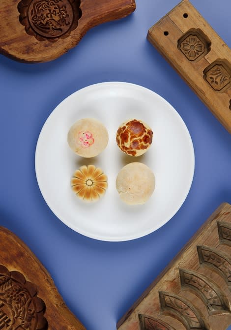 人氣招牌商品，一次品嚐小月餅、御丹波、桃山香柚、蛋黃酥四種好評風味。攝影/相 王基守