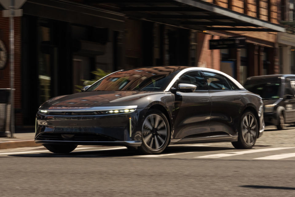 Lucid Air front quarter turning