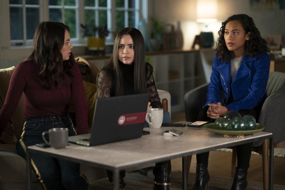 <h1 class="title">JANEL PARRISH, SOFIA CARSON, SYDNEY PARK</h1><cite class="credit">Freeform/Allyson Riggs</cite>