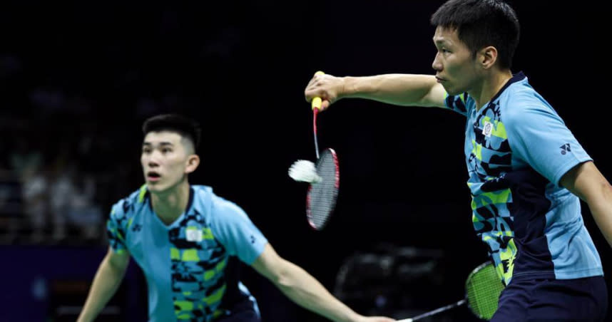 李洋（右）和葉宏蔚在蘇迪曼盃團體羽球賽搭檔男雙。（圖／Badminton Photo提供）