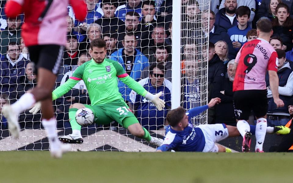 Adam Armstrong scores