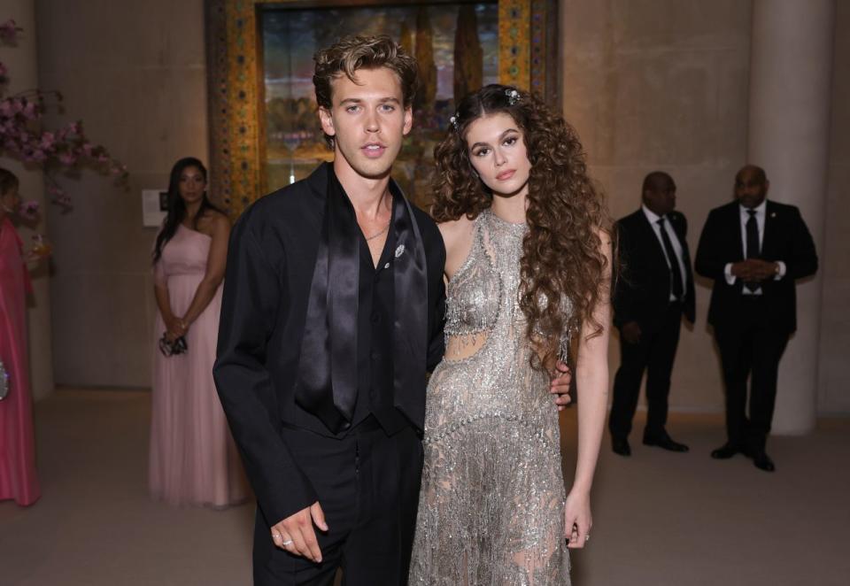 Austin Butler 與 Kaia Gerber 共同現身2022年 Met Gala。